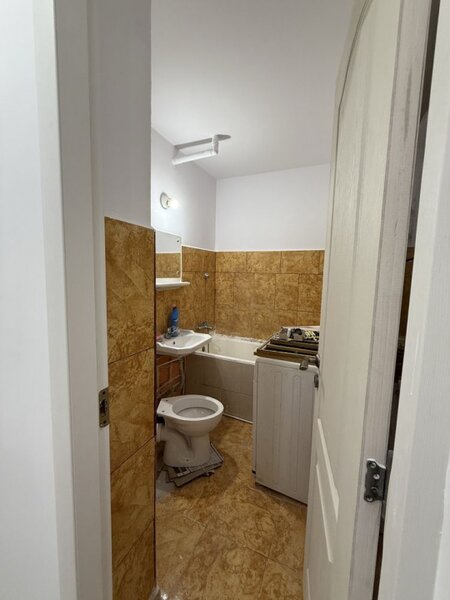 Berceni Aleea Resita, vand apartament 2 camere cf. II semidecomandat,