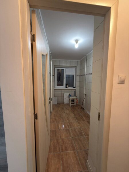Berceni Aleea Resita, vand apartament 2 camere cf. II semidecomandat,